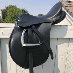 Used 16” Black All-Purpose English Saddle